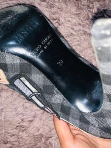 Vero Cuoui Italy Heels