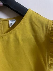 Chic Yellow Ruffle Sleeve Mini Dress