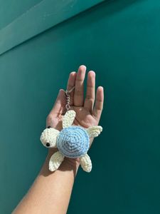 Crocheted Turtle Keychain(1 piece)