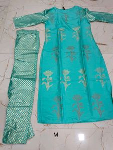 Elegant Aqua Kurta Set with Floral Print 2pc M