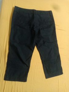 Black Capris