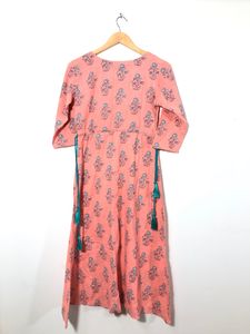 Glam Roots Peach Floral Printed Kurtas(Women’s)