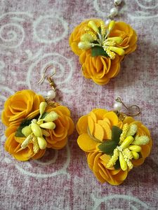 For Haldi Earning Mangtika Set