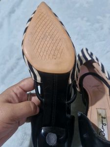 Chic Striped Pointed Toe Heels