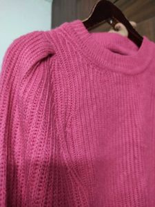 SALE 🛍️ Pink Puffed Sleeve Sweater 💗