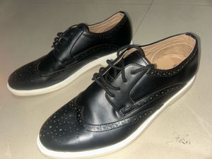 Stylish Black Oxford Shoes