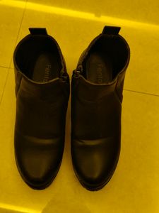 Black Boots