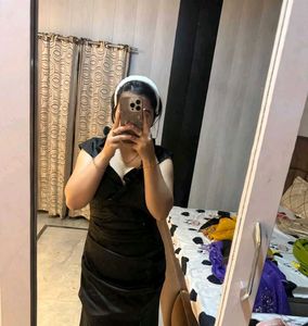 Elegant Black Evening Dress 🖤🐦‍⬛