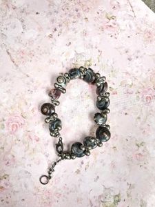🌊✨️ Stylish & Natural Shell Bracelet – Brand New!
