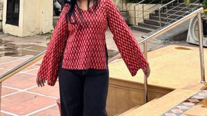 Short Genz kurti