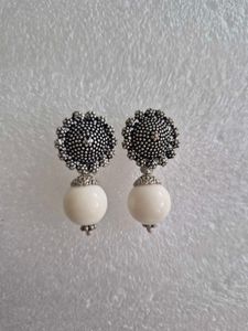 Elegant White Pearl &amp; Oxidized Earrings