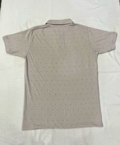 Stylish Men's Polo Shirt with Subtle Pattern