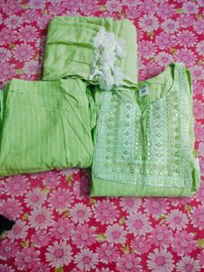 Green Embroidered Kurta Set with Dupatta