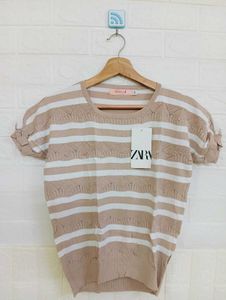 Striped Knit Top - Stylish & Chic