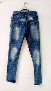 Elegant women's jeans and jegging