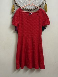 H&amp;M Red Textured Fit &amp; Flare Dress