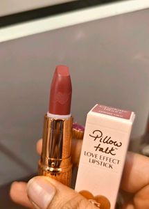 Charlotte Tilbury Dream Talk Lipstick