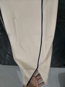 Elegant Beige &amp; Navy Sheath Dress
