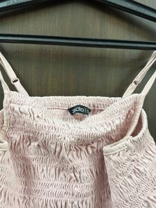 Trendy pink Crop Top⭐️