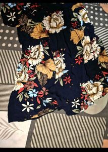 Chic Floral Navy Romper jumpsuit short