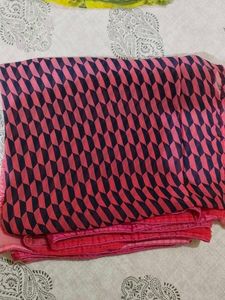 Pink & Navy Geometric Print Saree