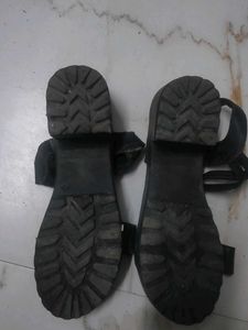 Stylish Black Embellished Flat Sandals