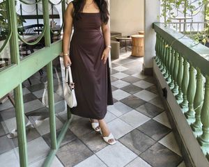 Elegant Brown Maxi Dress