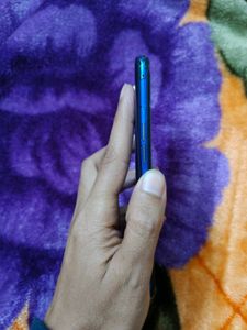 It's Verry Good Conditioned Realme 3 Pro.