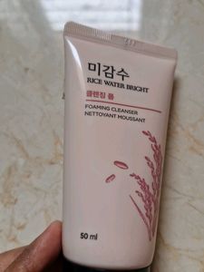 Rice Water Bright Foaming Cleanser