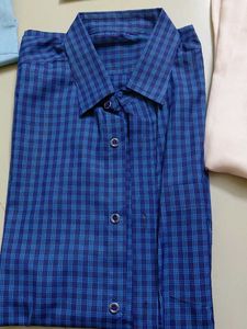 Men's Blue Plaid Button-Up Shirt