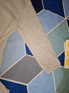 Women's Grey solid sweatshirt