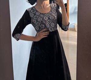 Black kurti