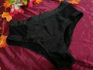 Black Mesh High-Waisted Panties