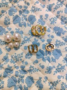 Multiple jwellery