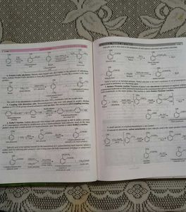 Pradeep's New Course Chemistry Vol I &amp; II