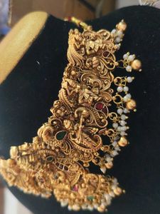 Exquisite matt Gold Plated chocker set