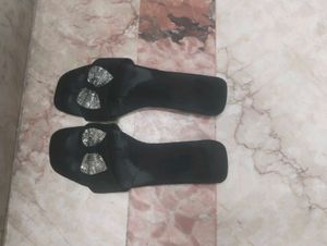 Black Flat Slippers