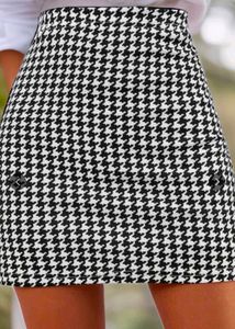✨Houndstooth Mini Skirt✨