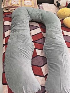 Comfortable U-Shaped Pregnancy Pillow