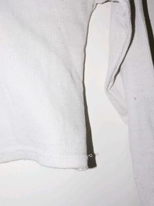 V-Neck Long Sleeve Ribbed Crop Top