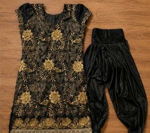 Embroidered Black Kurta Set
