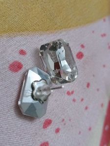 Sparkling Crystal Stud Earrings