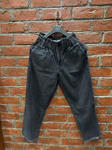 Stylish Zara Paperbag Waist Jeans