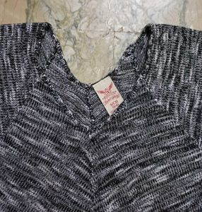 Marled Knit V-Neck Top (USA)