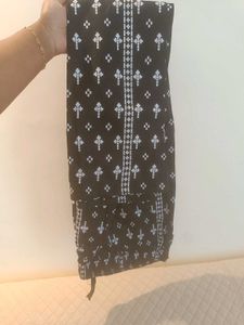 Elegant Black Floral Kurta Set
