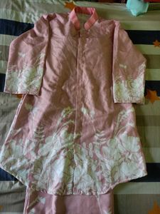 Elegant Pink Floral Kurta Set