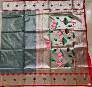 Trending Lotus muniya border paithani saree