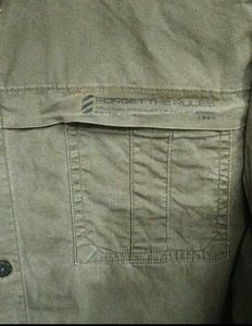 Men's Classic Olive Green Button-Up Shirt