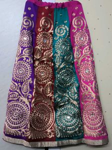 Multi Ethnic Heavy Work Skirt 💗