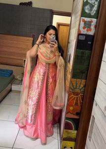 Elegant Pink Anarkali Suit
